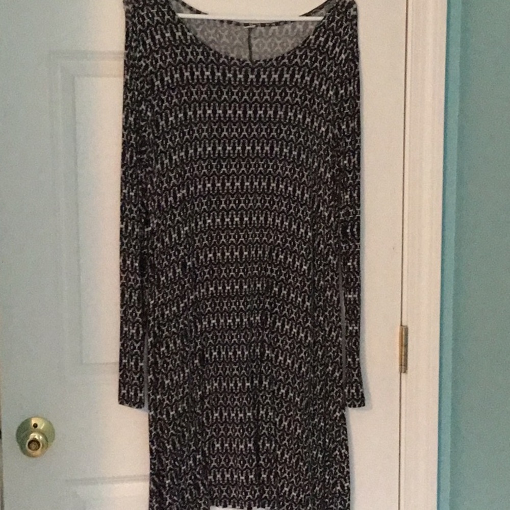 Old Navy brand black and white dress
